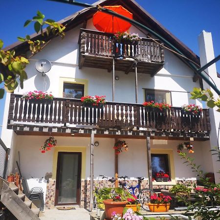 Ferien- Und Businesswohnung Relax Im Ersten Stock Sonnen Exterior foto