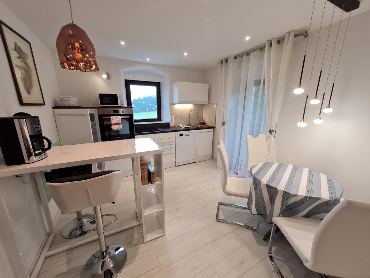 Ferien- Und Businesswohnung Relax Im Ersten Stock Sonnen Exterior foto